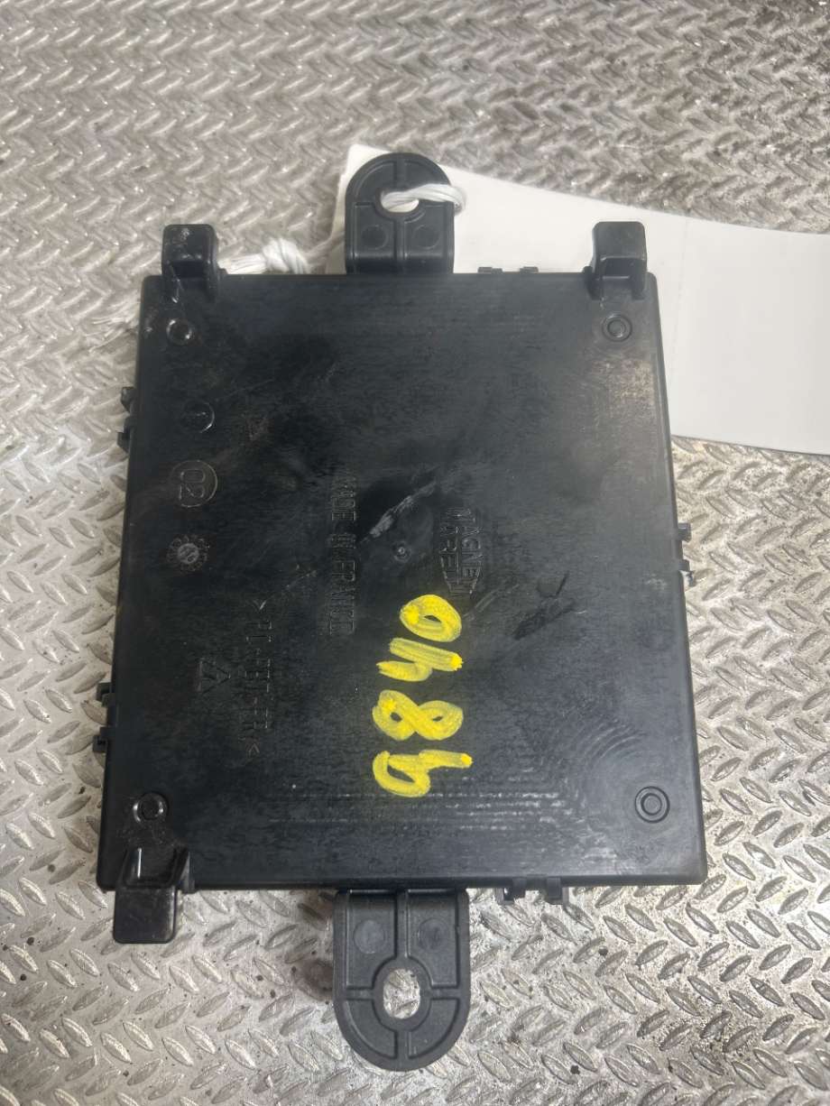 Styreenhet elektrisk bakluke til Citroën C4, Picasso 2013-2018 (Type II) (CITROEN|9819008380|)