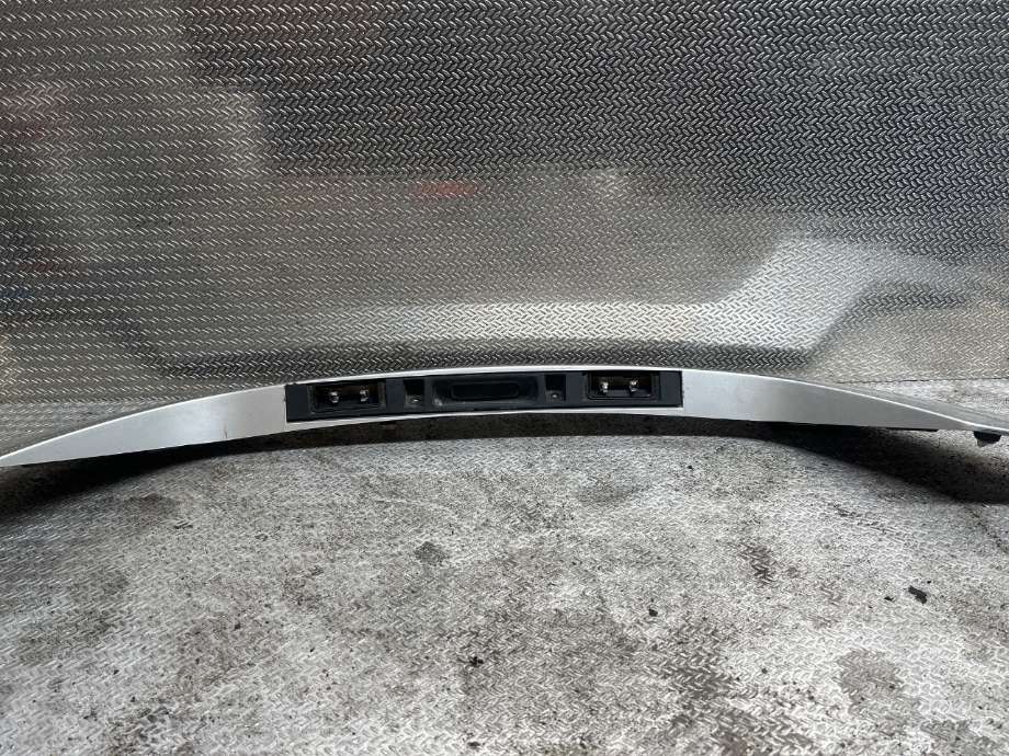 Bakluke/bakdør håndtak til BMW X3 2003-2006 (Fase 1) (E83) (E83) (BMW|51133403611||B7054941)