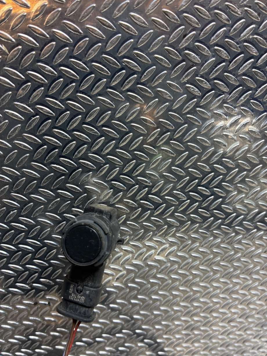Parkeringssensor bak til VW ID.3 2020-->> (VOLKSWAGEN|5WA919275|)