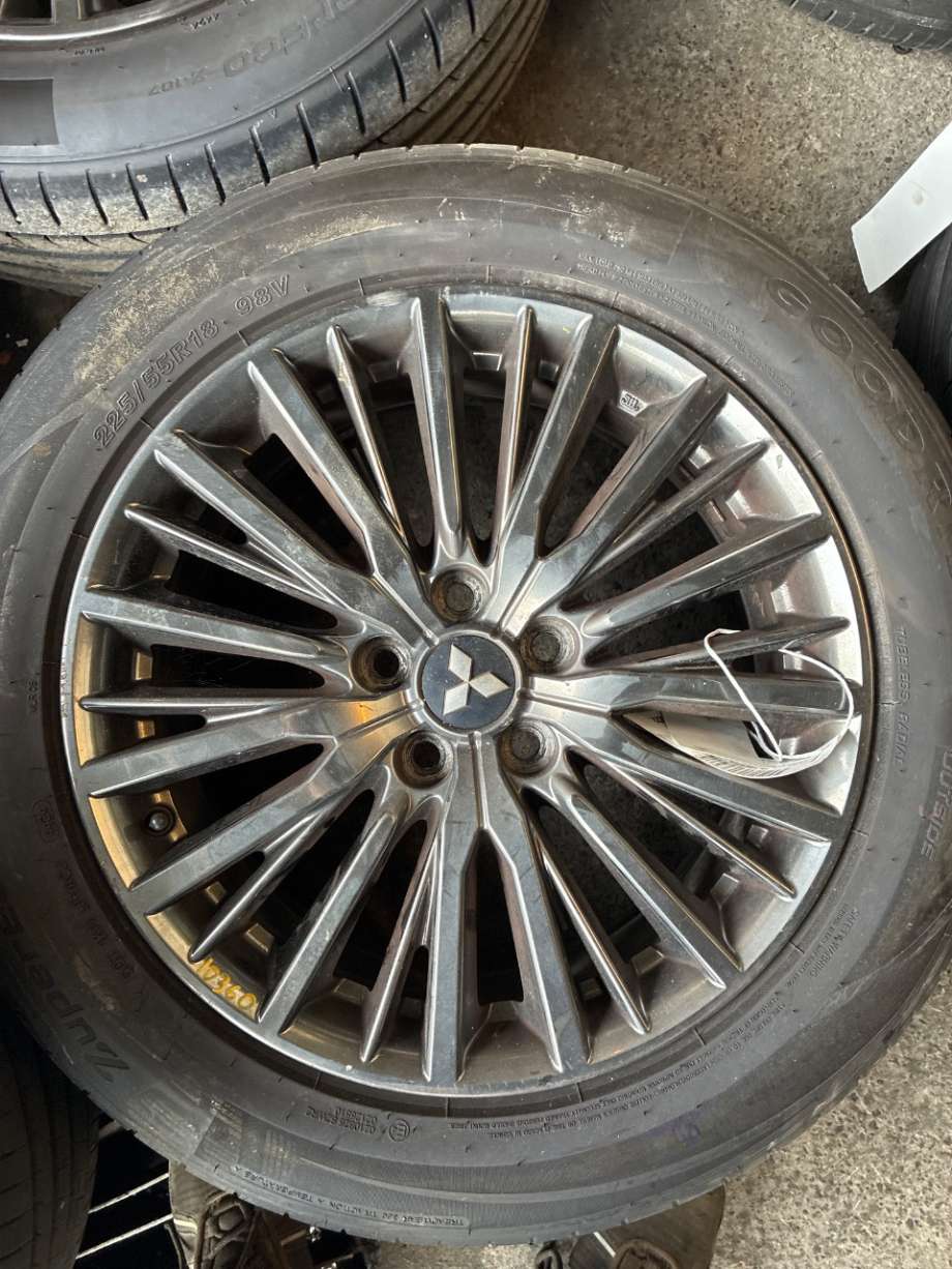 Felgsett aluminium til Mitsubishi Outlander 2015-->> (Type III, Fase 2) (MITSUBISHI|4250F625|)
