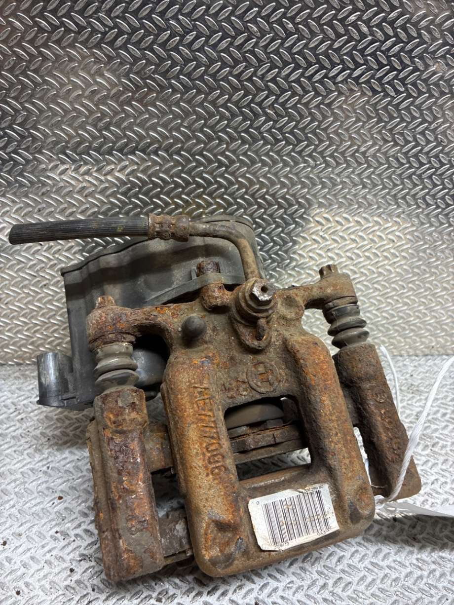 Bremsecaliper venstre bak til Peugeot 308 2013-2021 (Type II) (PEUGEOT|1651758180|)