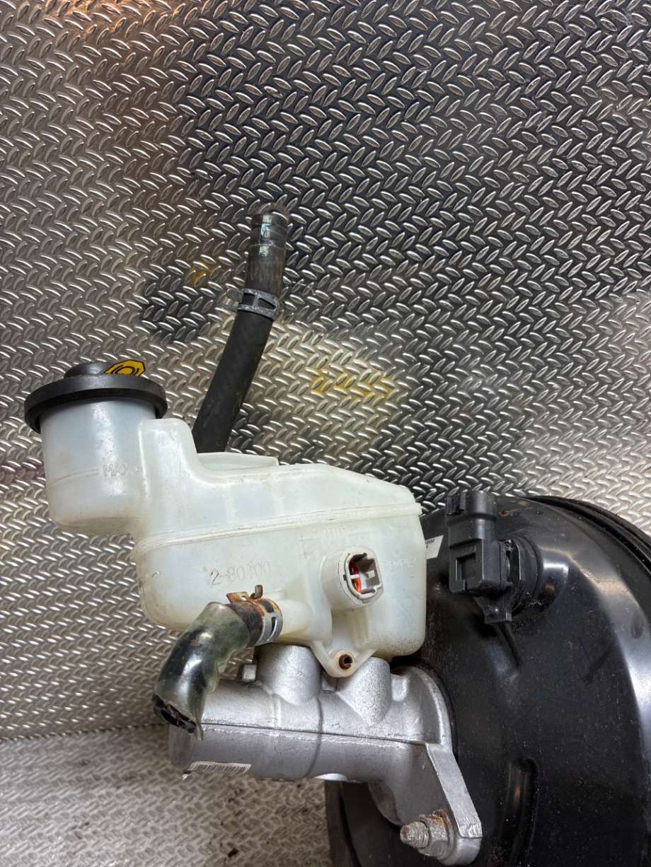Bremsepumpe hoved til Toyota Urban Cruiser 2009-2014  (TOYOTA|4720152752|)