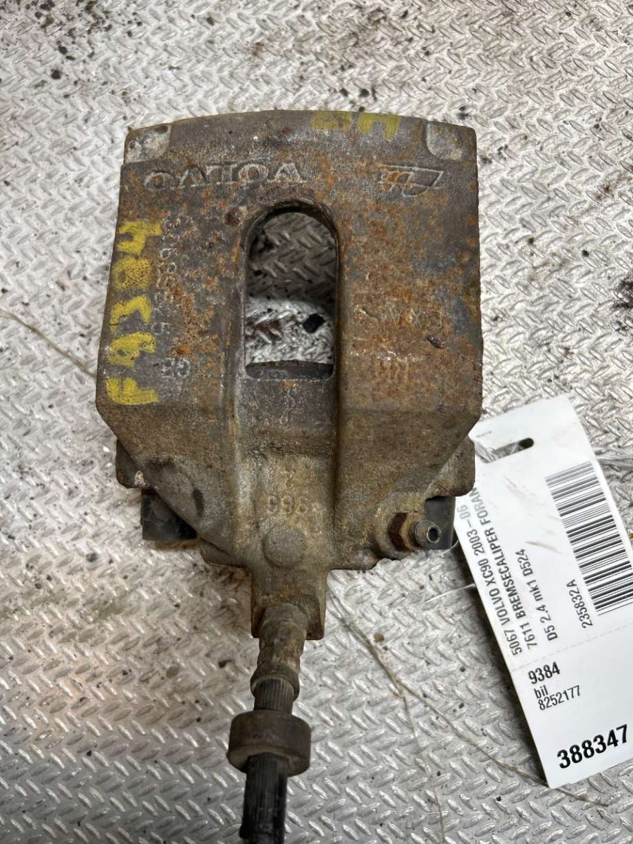 Bremsecaliper venstre foran til Volvo XC90 2002-2006 (Type I, Fase 1) (VOLVO|8252177|)