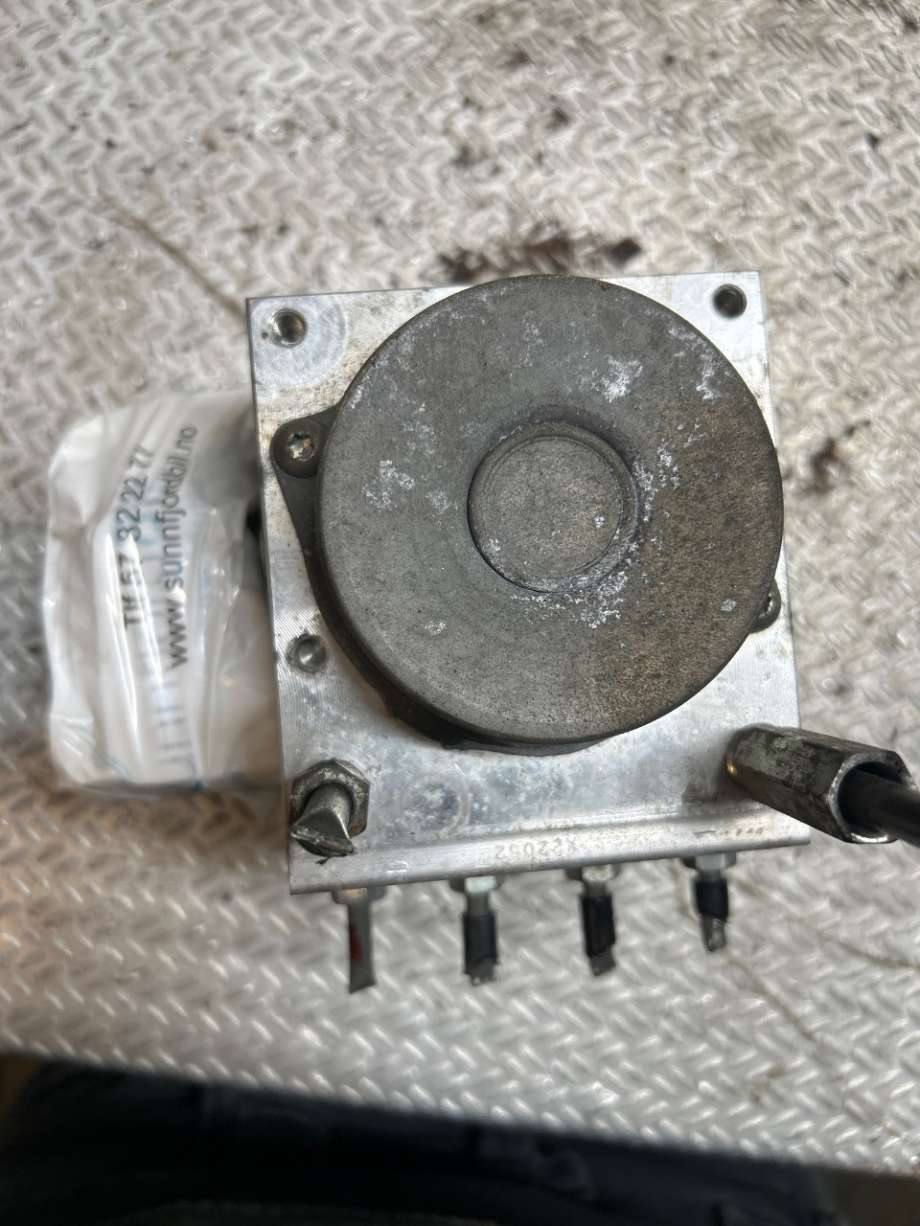 ABS sentral til Toyota Urban Cruiser, 2009-2014  (TOYOTA|4405052G41)