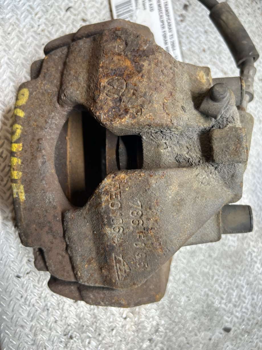 Bremsecaliper høyre foran til VW Transporter / Caravelle 2003-2009 (Fase 1) (T5) (T5) (VOLKSWAGEN|7H0615124C|7L6615124F|)