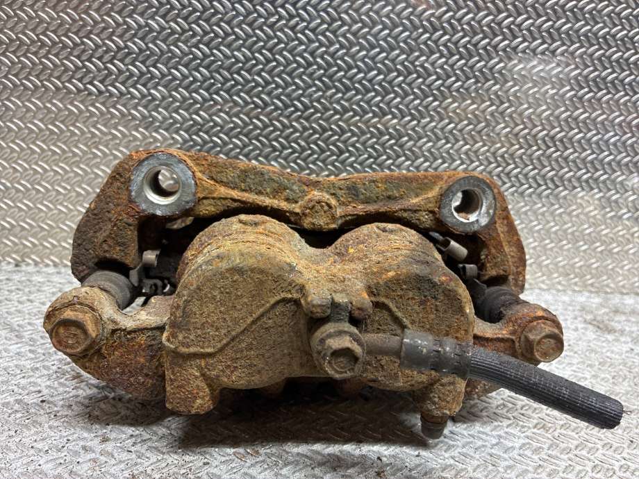 Bremsecaliper venstre foran til Nissan E-NV200 2014-->>  (NISSAN|410113JY0A|)
