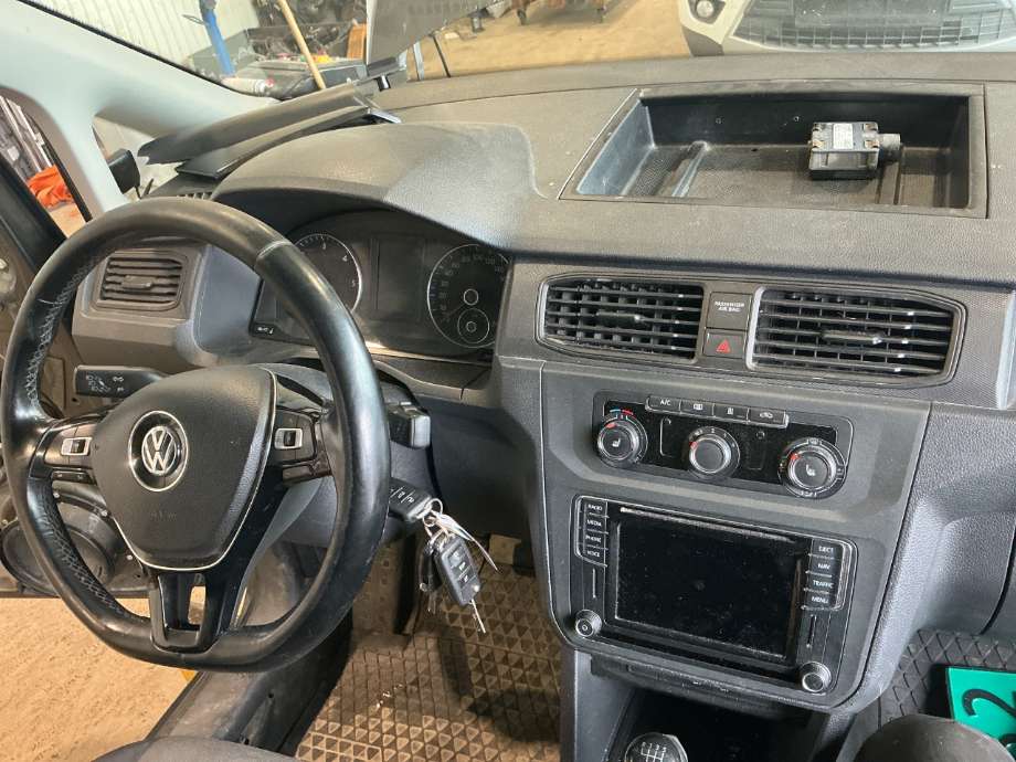 Dashbord til VW Caddy 2015-2020 (Type III, Fase 3) (VOLKSWAGEN|)