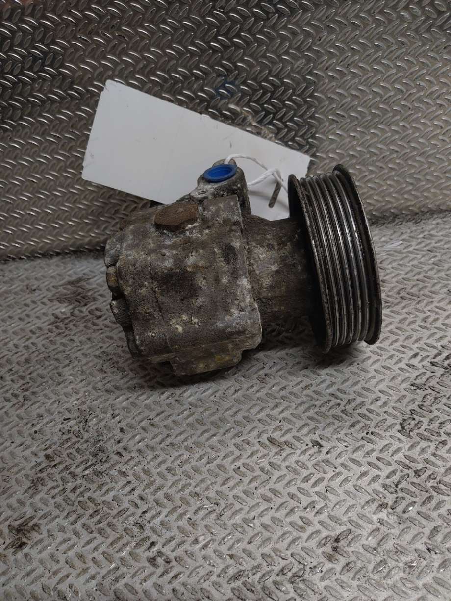 Servo pumpe mekanisk til VW Transporter / Caravelle 2009-2015 (Fase 2) (T5) (T5) (VOLKSWAGEN|2H0422154A||7E0422154E)