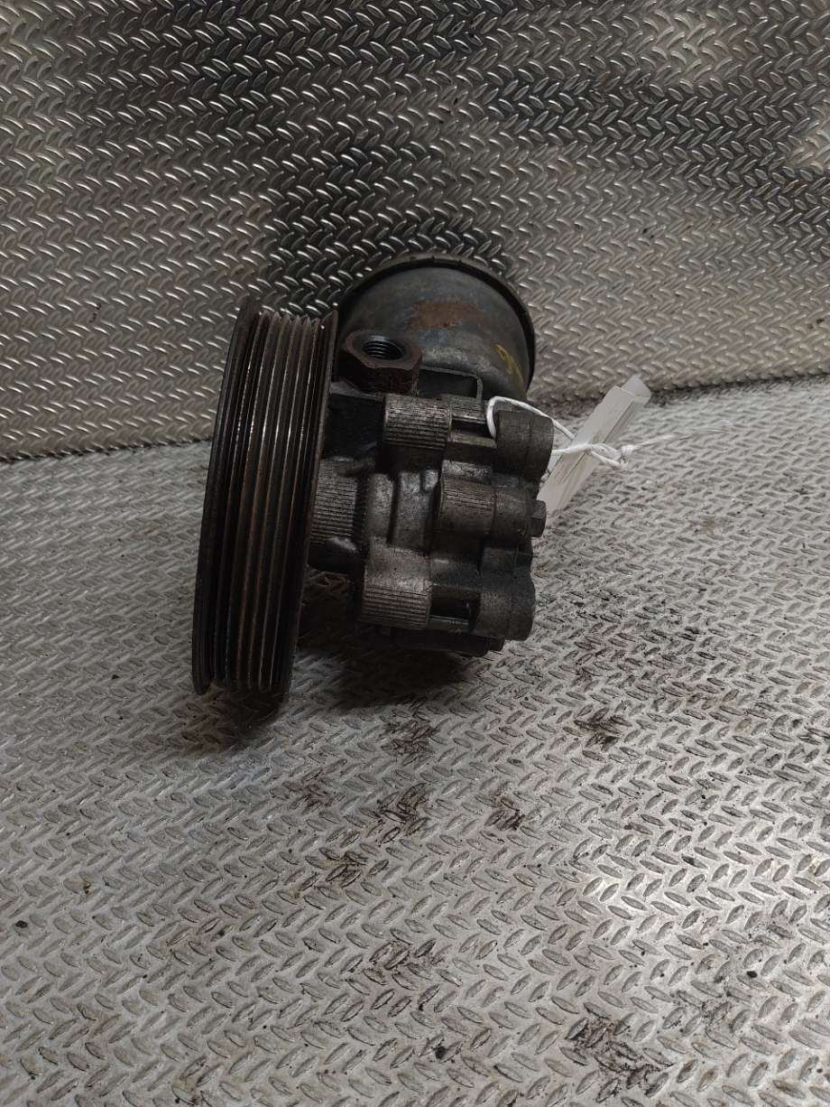 Servo pumpe mekanisk til Toyota Avensis 2003-2008 (Type II)  (TOYOTA|4431005120|)