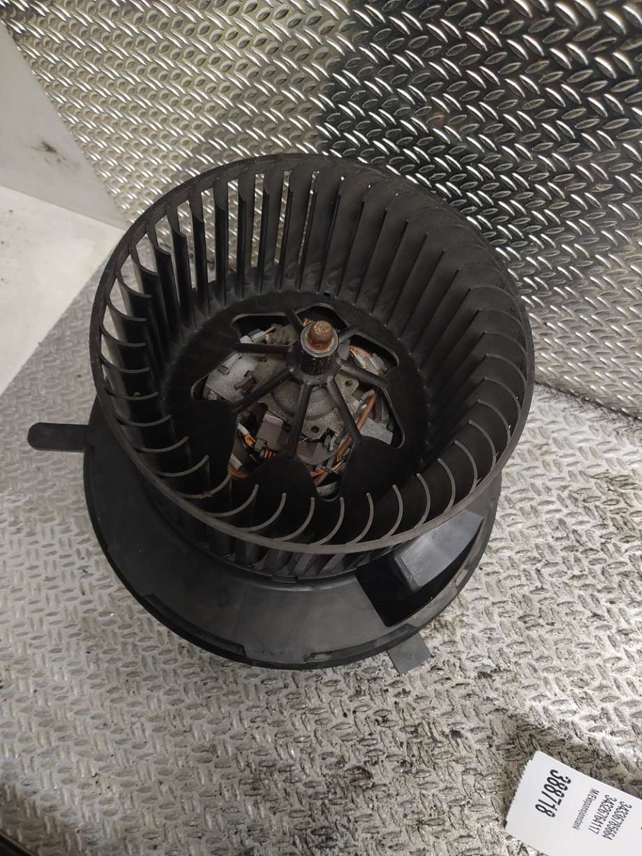 Varmeapparat motor til VW Caddy 2004-2010 (Type III, Fase 1)  (VOLKSWAGEN|1K1819015||21313916E)