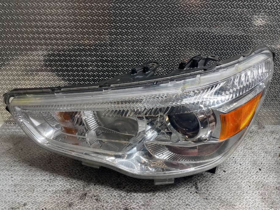 Frontlykt venstre xenon til Mitsubishi ASX, 2010-2019  (MITSUBISHI|8301C951)