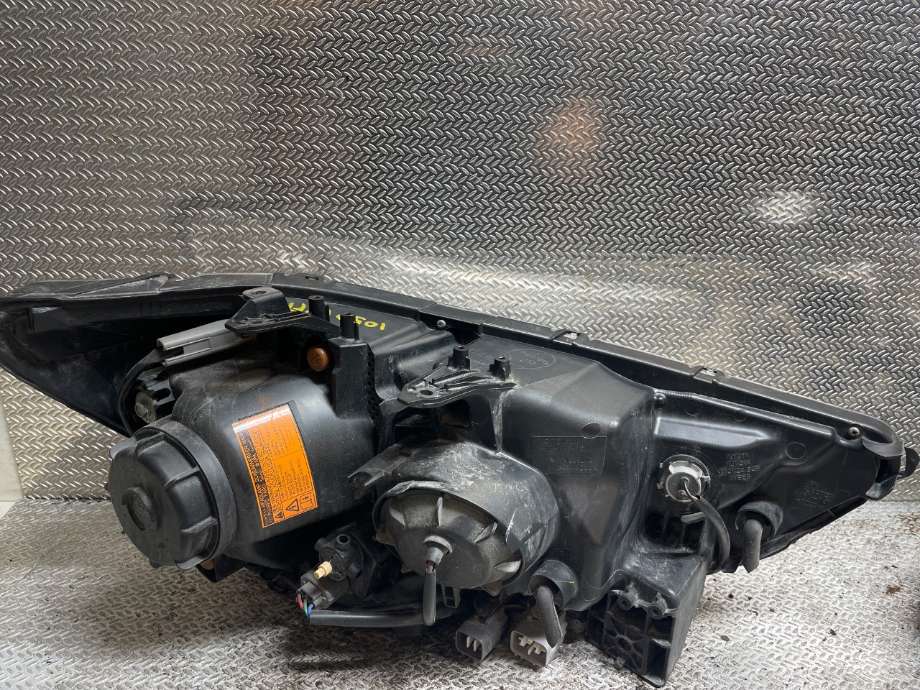Frontlykt venstre xenon til Mitsubishi ASX 2010-2019  (MITSUBISHI|8301C653|)