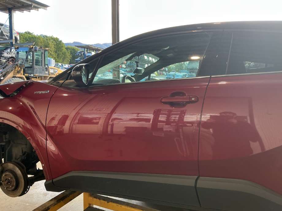 Dør venstre foran til Toyota C-HR, 2016-->>  (TOYOTA|)