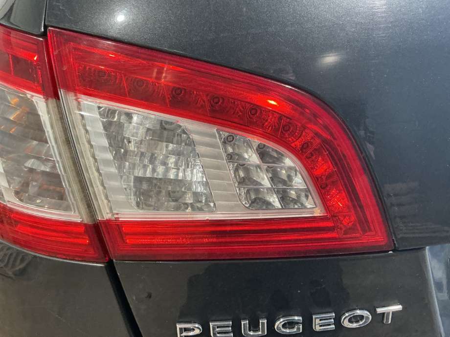 Baklykt venstre indre til Peugeot 508, 2011-2014 (Type I, Fase 1) (PEUGEOT|)