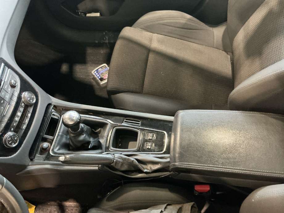 Innredning, Konsoll til Peugeot 508, 2011-2014 (Type I, Fase 1) (PEUGEOT|)