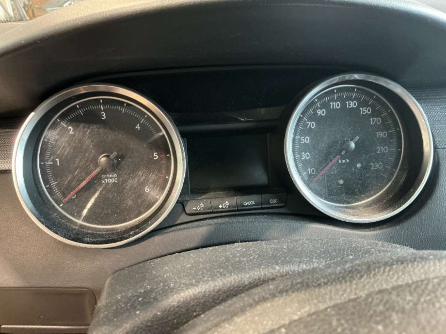 Instrumentpanel til Peugeot 508, 2011-2014 (Type I, Fase 1) (PEUGEOT|)