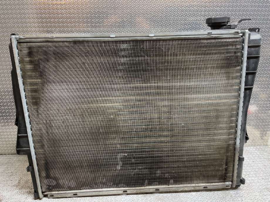Radiator (manuell gir) til BMW 3-Serie 1998-2005 (E46) (E46) (BMW|17119071518|)