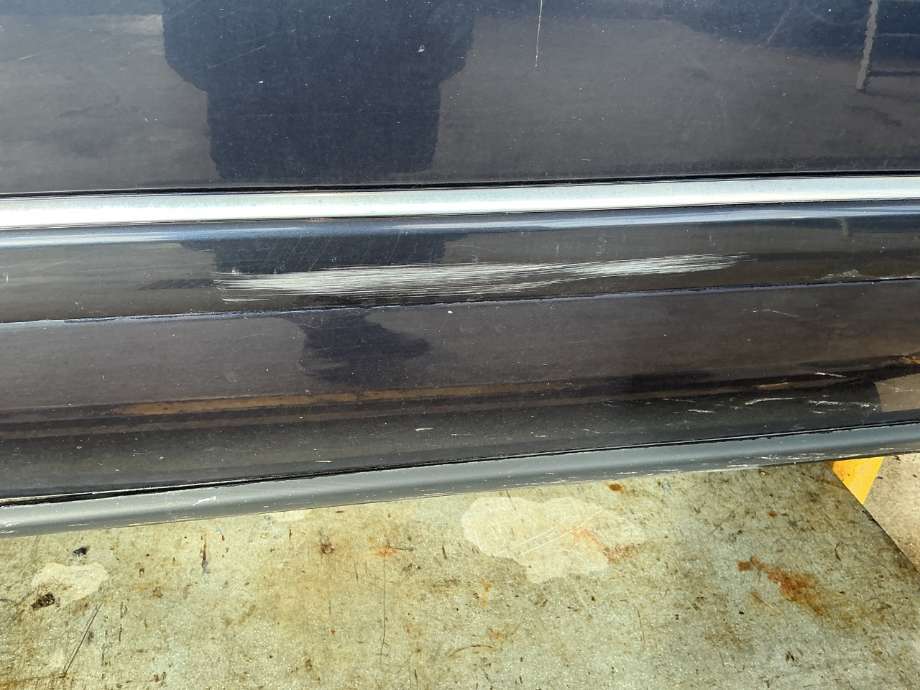 Dør høyre foran til Audi A8 1995-2002 (Type I)  (AUDI|)