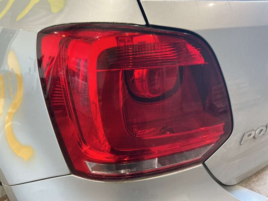 Baklykt venstre til VW Polo, 2009-2014 (Type V, Fase 1)  (VOLKSWAGEN|)