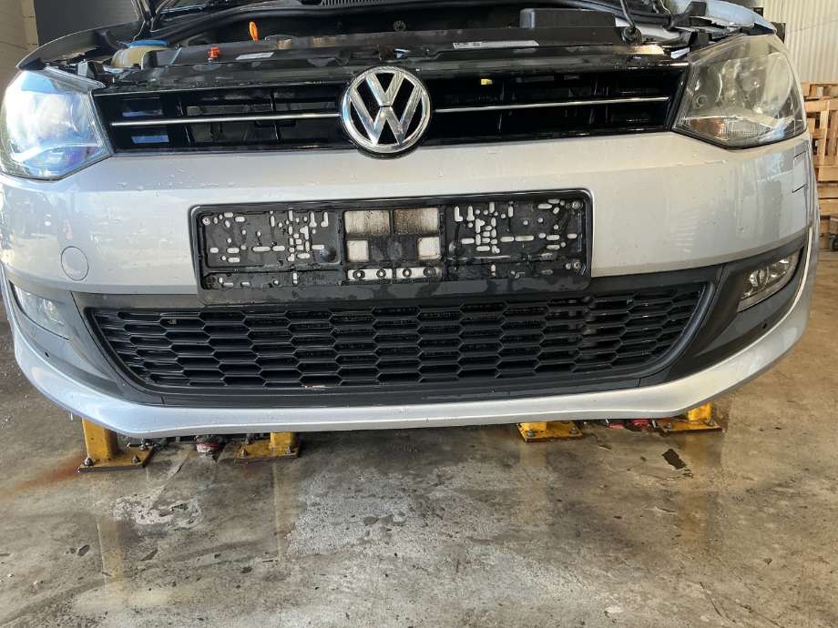 Støtfanger foran til VW Polo 2009-2014 (Type V, Fase 1)  (VOLKSWAGEN|)