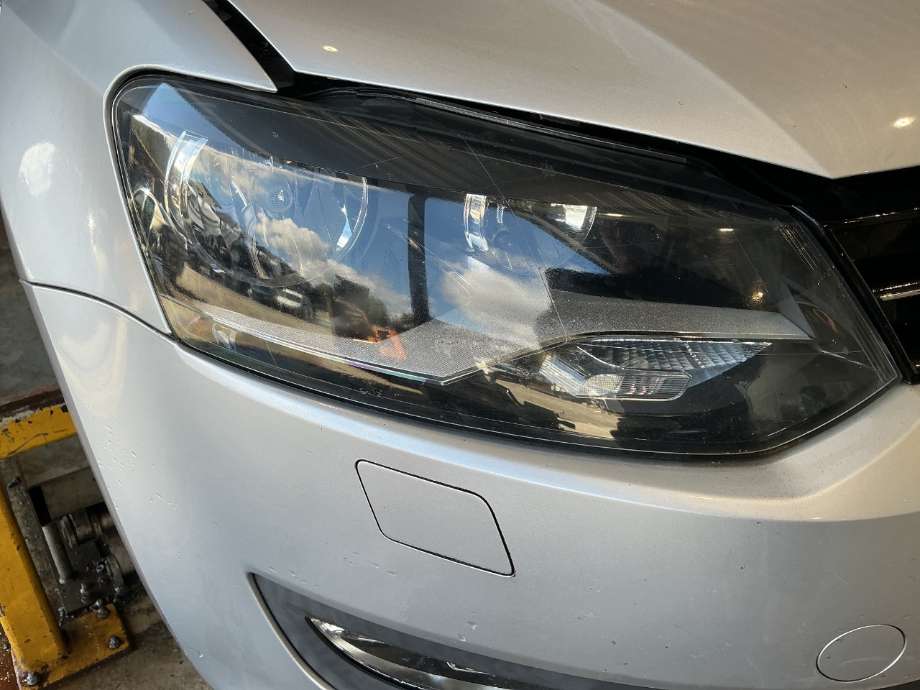 Frontlykt høyre halogen til VW Polo, 2009-2014 (Type V, Fase 1)  (VOLKSWAGEN|)