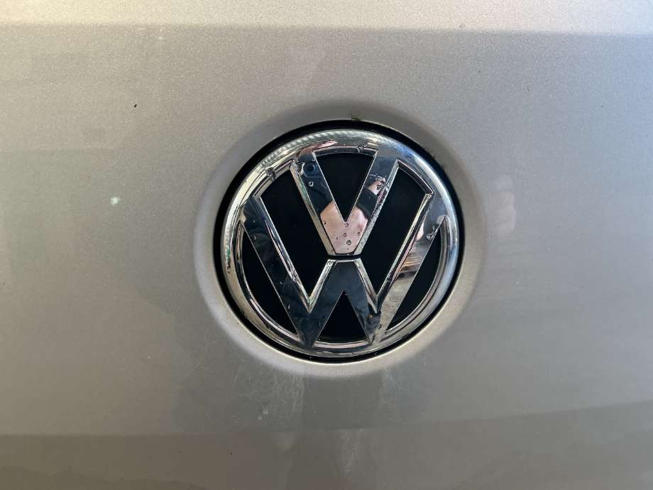 Bryter baklukeåpner til VW Polo, 2009-2014 (Type V, Fase 1)  (VOLKSWAGEN|)