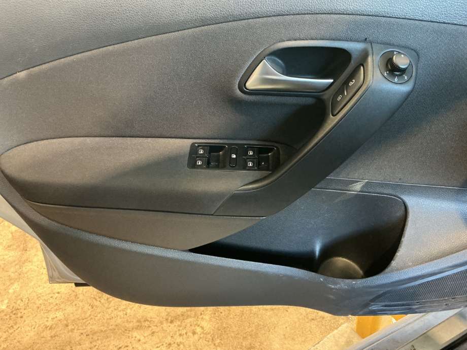Bryter ruteheis til VW Polo, 2009-2014 (Type V, Fase 1)  (VOLKSWAGEN|)