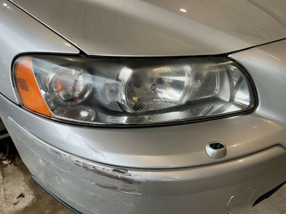 Frontlykt høyre halogen til Volvo V70, 2005-2007 (Type II, Fase 2)  