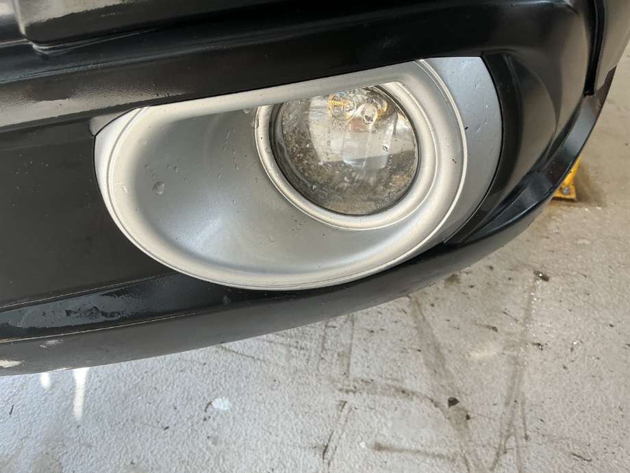 Tåkelykt venstre foran til Subaru Outback 2009-2014 (Type IV)
