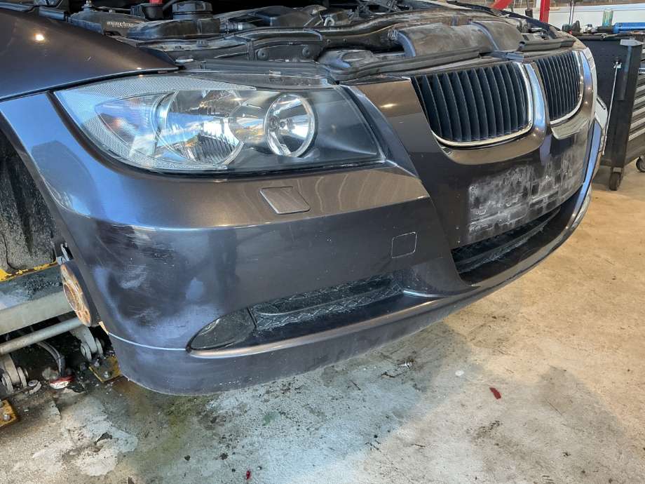 Støtfanger foran til BMW 3-Serie, 2005-2011 (E90/E91/E92/E93) (E90/E91/E92/E93) (BMW|)