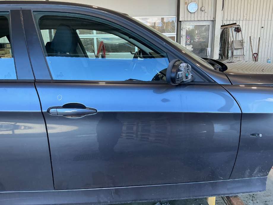 Dør høyre foran til BMW 3-Serie, 2005-2011 (E90/E91/E92/E93) (E90/E91/E92/E93) (BMW|)