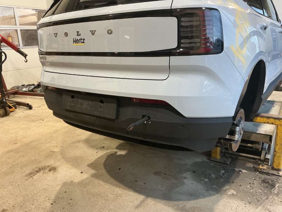 Støtfanger bak til Volvo EX30, 2023-->>  
