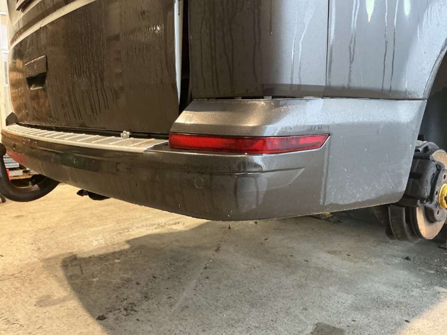 Støtfanger bak til VW Transporter / Caravelle, 2015-2019 (T6) (T6) (VOLKSWAGEN|)