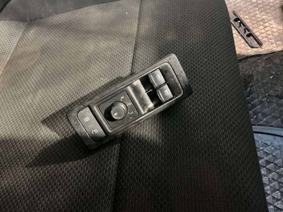 Bryter ruteheis til VW Transporter / Caravelle, 2015-2019 (T6) (T6) (VOLKSWAGEN|)