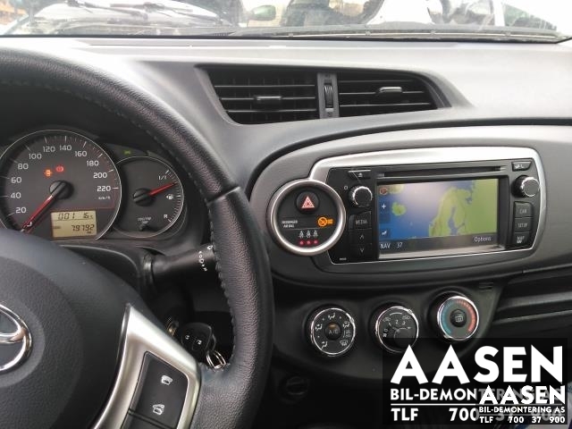 Toyota Yaris 2012-2014 (Type III, Fase 1) , Motorkode: 1KR-FE, Girkassekode: 30300-0D190