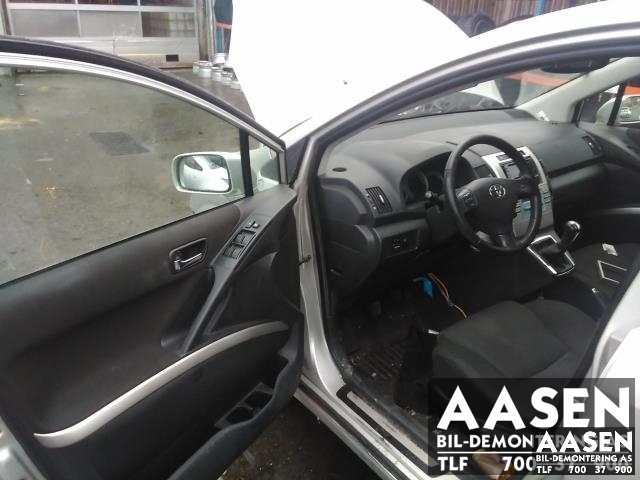 Toyota Verso 2004-2009 (Type II) , Motorkode: 2AD-FTV, Girkassekode: 30300-64030