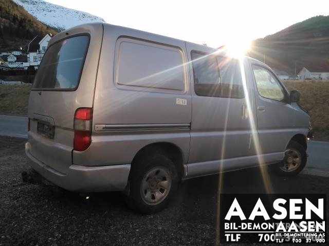Toyota Hiace 2007-2012 (Fase 3) , Motorkode: 2KD-FTV, Girkassekode: 33030-26A60