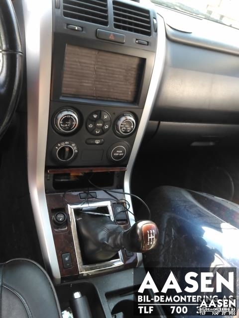 Suzuki Grand Vitara 2005-2015 (Type III) , Motorkode: F9Q 033788, Girkassekode: MANUELL 4WD
