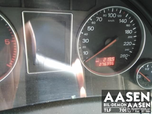 Audi A4 2001-2004 (Type II) (B6) (B6), Motorkode: AWX, Girkassekode: FEC