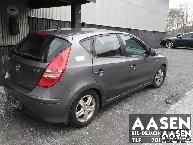 Hyundai i30 2007-2012 (Type I) , Motorkode: D4FB-IPB, Girkassekode: 