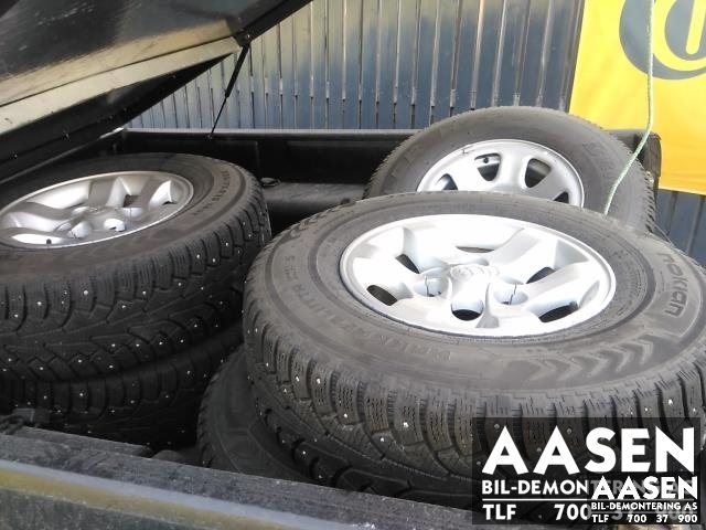 Toyota Hilux 2002-2005 , Motorkode: 2KD-FTV, Girkassekode: 33030-3G120