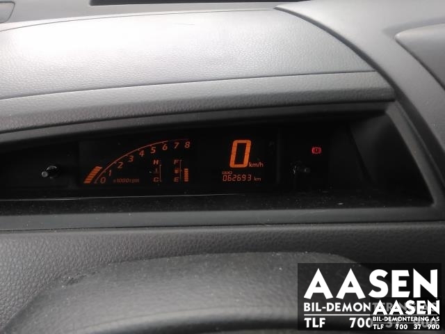 Suzuki Liana 2001-2004 (Fase 1) , Motorkode: M16A, Girkassekode: 