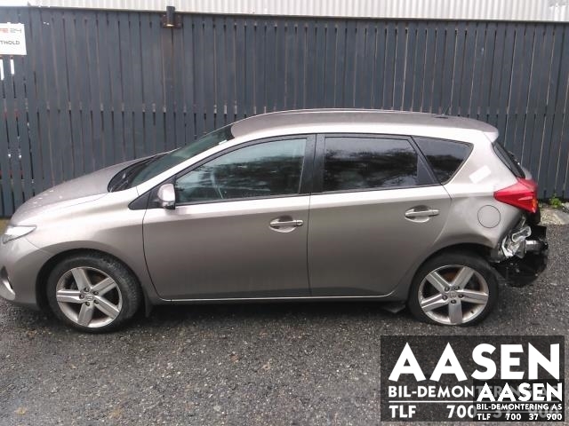 Toyota Auris 2013-2015 (Type II, Fase 1) , Motorkode: 1ZR-FAE, Girkassekode: 30300-02360