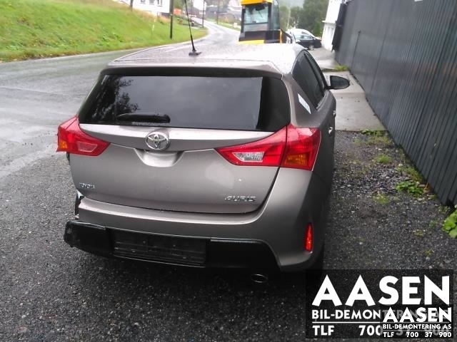 Toyota Auris 2013-2015 (Type II, Fase 1) , Motorkode: 1ZR-FAE, Girkassekode: 30300-02360