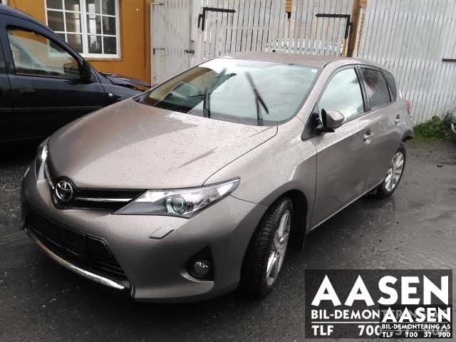 Toyota Auris 2013-2015 (Type II, Fase 1) , Motorkode: 1ZR-FAE, Girkassekode: 30300-02360