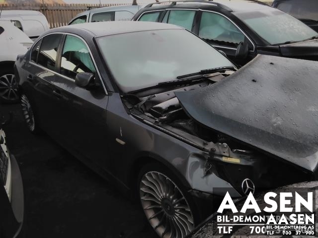 BMW 5-Serie 2003-2010 (E60/E61) (E60/E61), Motorkode: 256D2, Girkassekode: 24 00 7 563 429