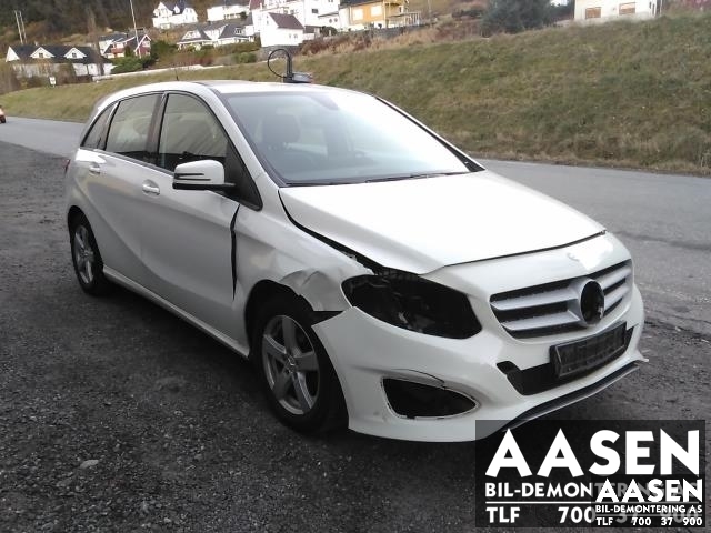 Mercedes B-Klasse 2011-2018 (W246) (W246), Motorkode: K9K 607951 00, Girkassekode: 724020 00