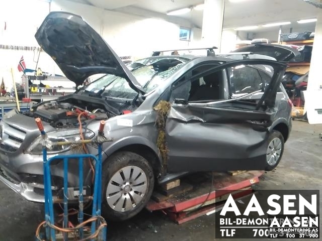 Mercedes B-Klasse, electric drive 2014-2018 (W242) (W242), Motorkode: EM0004 780990 11 615409, Girkassekode: 