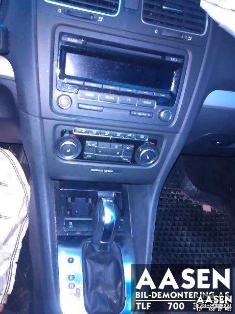 VW Golf VI 2008-2012 , Motorkode: CAYC, Girkassekode: NKA