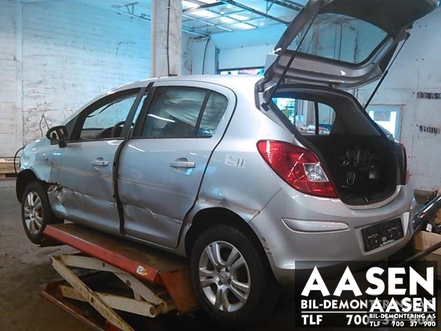 Opel Corsa D 2006-2014 , Motorkode: A13DTE, Girkassekode: 